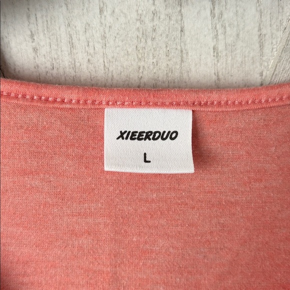 Coral V-Neck Top with Lace Sleeves - Picture 2 of 9